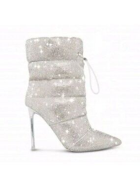 Steve Madden Cloak-R Quilted Rhinestone Ankle Boots, Size 6, New in Box